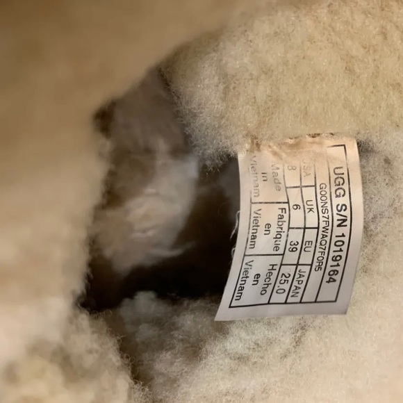 UGG women boots - Picture 7 of 7